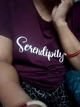 Snapshot of Annuhot143 chatting on February 4, 1:22 am Annuhot143 online show from February 4, 1:22 am