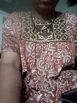 Snapshot of Annuhot143 chatting on February 19, 2:51 am Annuhot143 online show from February 19, 2:51 am