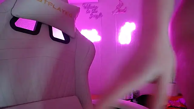 groovynights online show from January 8, 1:42 am