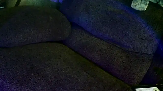 Snapshot of Snailfxcks chatting on February 11, 1:27 pm Snailfxcks online show from February 11, 1:27 pm