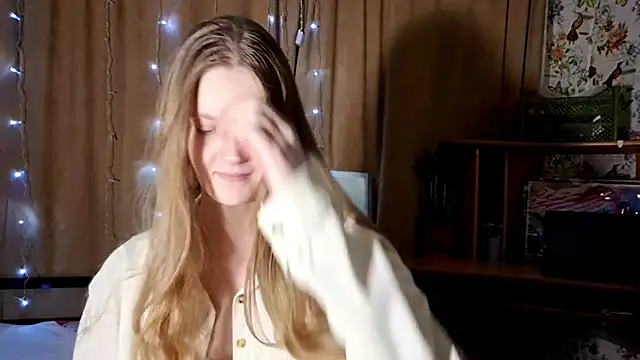 Snapshot of TaliaBerks chatting on February 2, 1:21 pm TaliaBerks online show from February 2, 1:21 pm