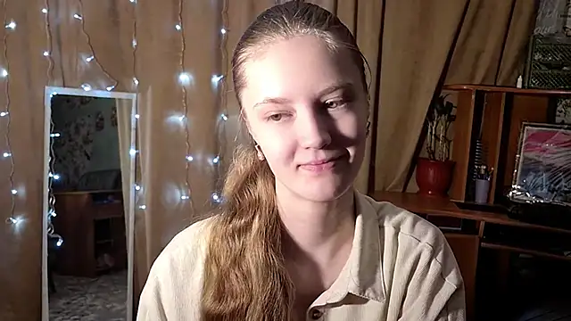 Snapshot of TaliaBerks chatting on February 12, 1:39 pm TaliaBerks online show from February 12, 1:39 pm