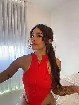 Snapshot of SofiaRivero chatting on July 28, 6:20 pm SofiaRivero online show from July 28, 6:20 pm