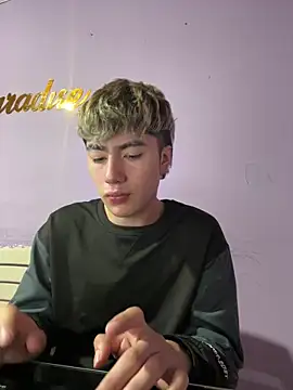 AlexanderCollman2 online show from April 10, 2:28 am