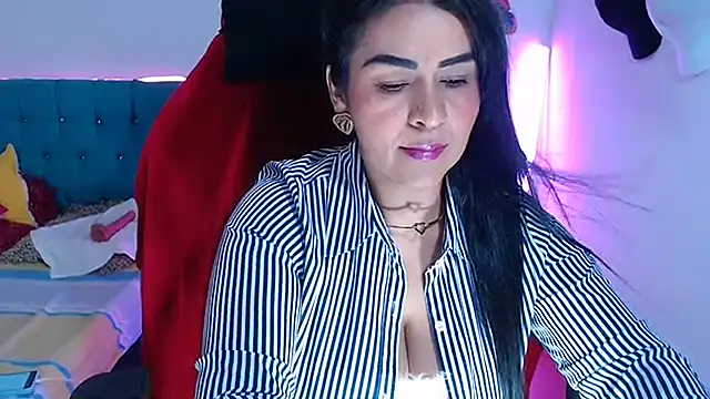 hotsweet-69 online show from April 16, 4:57 am