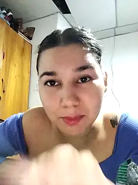 Merliah 1 online show from April 17, 1:14 pm