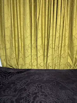 Snapshot of SavageBond_ chatting on February 13, 6:31 am SavageBond online show from February 13, 6:31 am