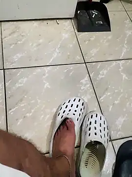 Snapshot of Gordinho_dos_pes chatting on February 16, 6:31 am Gordinho dos pes online show from February 16, 6:31 am