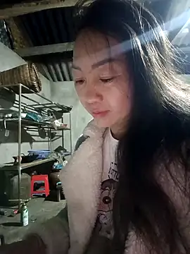 Snapshot of baby_112233 chatting on February 5, 9:19 pm baby 112233 online show from February 5, 9:19 pm