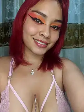 Snapshot of zoe_love18 chatting on February 27, 3:50 am zoe love18 online show from February 27, 3:50 am