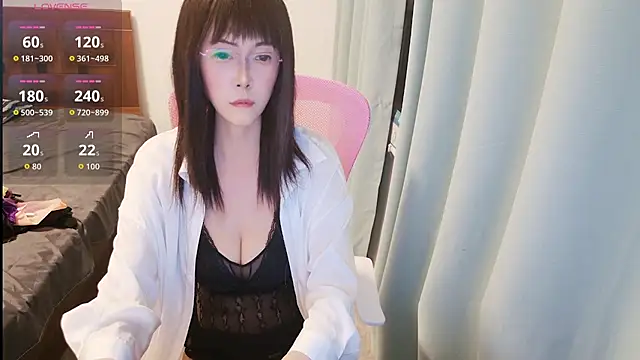 Snapshot of Flive-xiaoyu chatting on February 3, 3:28 pm Flive-xiaoyu online show from February 3, 3:28 pm