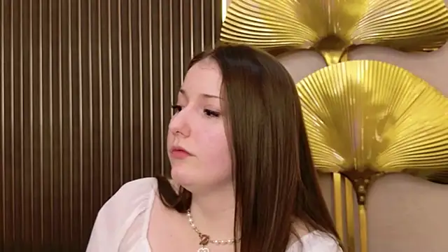 Snapshot of Anora_Mills chatting on February 14, 4:15 pm Anora Mills online show from February 14, 4:15 pm