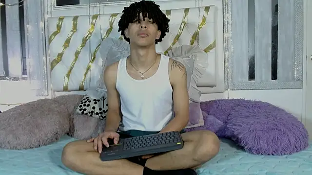 Snapshot of ian_smith_ chatting on February 26, 12:26 pm ian smith online show from February 26, 12:26 pm