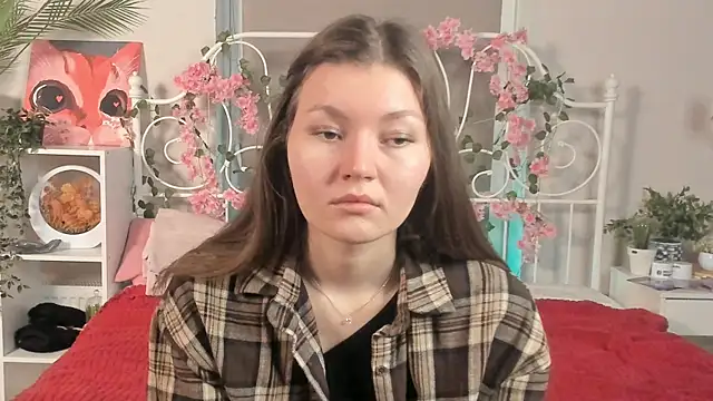 Snapshot of TobiMillinor chatting on February 24, 8:07 pm TobiMillinor online show from February 24, 8:07 pm