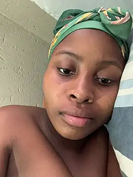 SexyLaylahx online show from April 1, 2:36 pm