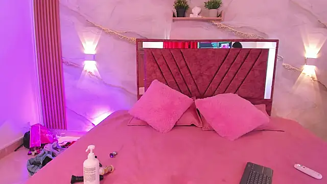 avigail xo online show from March 21, 4:10 pm