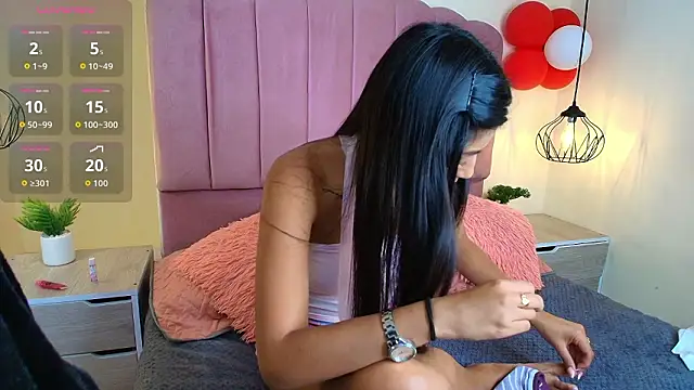 Ateneaaa  online show from March 10, 7:30 pm