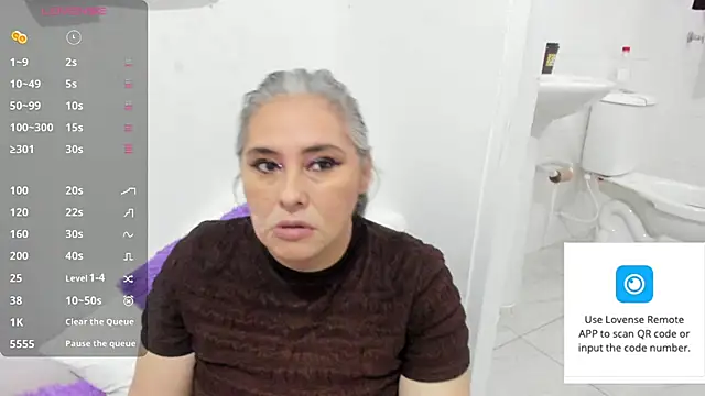 Snapshot of mature_gold1 chatting on February 12, 12:00 pm mature gold1 online show from February 12, 12:00 pm