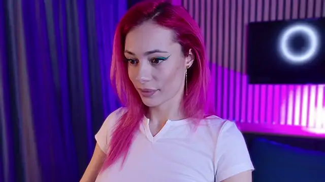 Snapshot of KaylieRosse chatting on March 2, 7:54 pm KaylieRosse online show from March 2, 7:54 pm