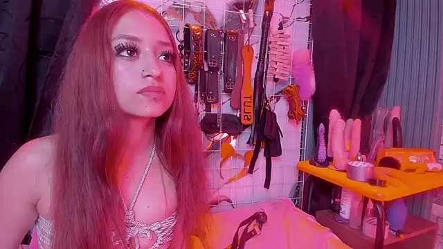 Snapshot of mhannia_bdsm303av chatting on February 3, 6:40 am mhannia bdsm303av online show from February 3, 6:40 am