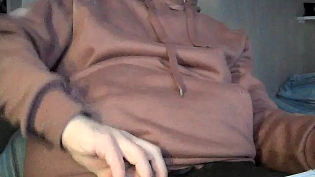 Snapshot of no-name15 chatting on February 19, 6:26 pm no-name15 online show from February 19, 6:26 pm