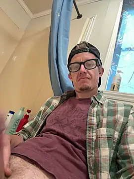 Daddybigdick123123 online show from April 23, 11:20 am