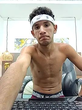 JDWhite18 online show from April 10, 4:06 am