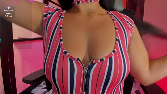 shaden  online show from February 14, 9:11 pm