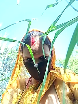 Snapshot of Meena_sakshi chatting on February 6, 9:12 am Meena sakshi online show from February 6, 9:12 am