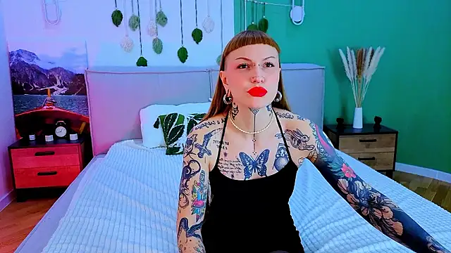 Snapshot of SugarSoot chatting on February 5, 5:34 am SugarSoot online show from February 5, 5:34 am