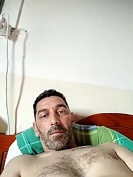 Snapshot of Spider2828 chatting on June 3, 12:08 pm Spider2828 online show from June 3, 12:08 pm