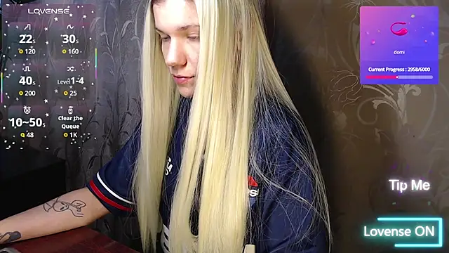 Snapshot of Shiny_Victoria chatting on February 13, 9:38 am Shiny Victoria online show from February 13, 9:38 am