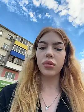 Snapshot of Jean_Graay chatting on June 7, 3:49 pm Jean Graay online show from June 7, 3:49 pm
