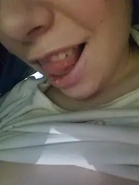 miraevelina online show from February 11, 9:14 am