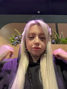 Chiibi online show from February 8, 10:07 am