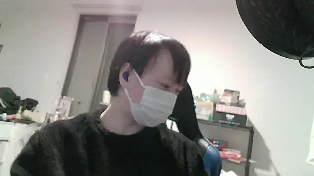 Snapshot of nagi000_go chatting on February 21, 12:06 pm nagi000 go online show from February 21, 12:06 pm