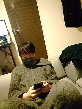 Snapshot of nagi000_go chatting on March 1, 11:12 am nagi000 go online show from March 1, 11:12 am