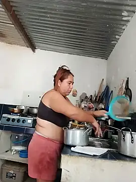 Snapshot of hot_girl_full chatting on February 12, 3:07 pm hot girl full online show from February 12, 3:07 pm