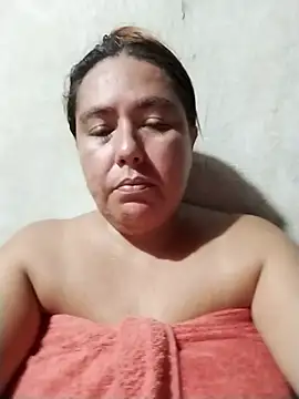 Snapshot of hot_girl_full chatting on February 19, 1:12 am hot girl full online show from February 19, 1:12 am