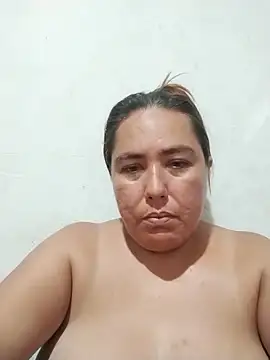 Snapshot of hot_girl_full chatting on March 12, 9:54 pm hot girl full online show from March 12, 9:54 pm