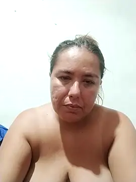 Snapshot of hot_girl_full chatting on March 28, 2:22 am hot girl full online show from March 28, 2:22 am