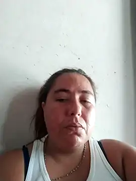 Snapshot of hot_girl_full chatting on May 13, 3:42 pm hot girl full online show from May 13, 3:42 pm