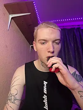 OskarMil online show from February 23, 11:02 pm