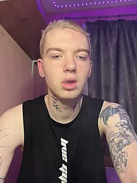 OskarMil online show from February 24, 3:10 pm