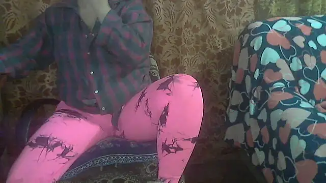 Snapshot of JanetStarXx chatting on May 17, 9:11 pm JanetStarXx online show from May 17, 9:11 pm