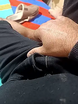 Snapshot of Javier0603 chatting on February 26, 9:58 pm Javier0603 online show from February 26, 9:58 pm