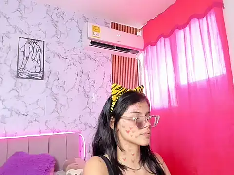 Snapshot of Dulce_eden chatting on February 23, 9:56 pm Dulce eden online show from February 23, 9:56 pm