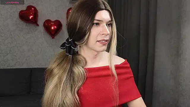 Snapshot of Anna_inHear chatting on March 19, 12:53 pm Anna inHear online show from March 19, 12:53 pm