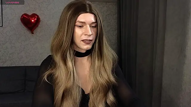 Snapshot of Anna_inHear chatting on March 27, 12:27 pm Anna inHear online show from March 27, 12:27 pm