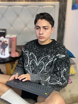 Samu Hott online show from February 16, 8:27 pm